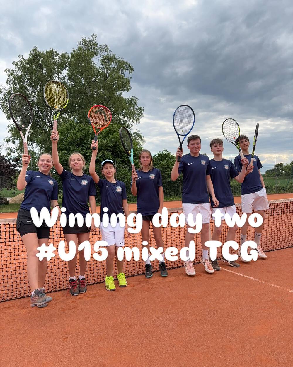 Erfolgreicher Spieltag für unsere U15 Mixed-Tennismannschaft – 6:0-Sieg gegen Erzingen/ Eggingen